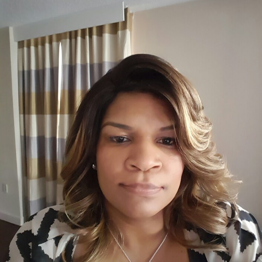 Meet your Posher, Tinika